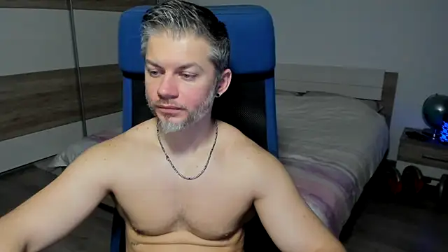 Snapshot of RobbyShawz chatting on 02/02/25, 10:57 RobbyShawz online show from 02/02/25, 10:57
