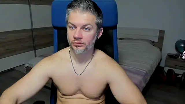 Snapshot of RobbyShawz chatting on 02/03/25, 10:03 RobbyShawz online show from 02/03/25, 10:03