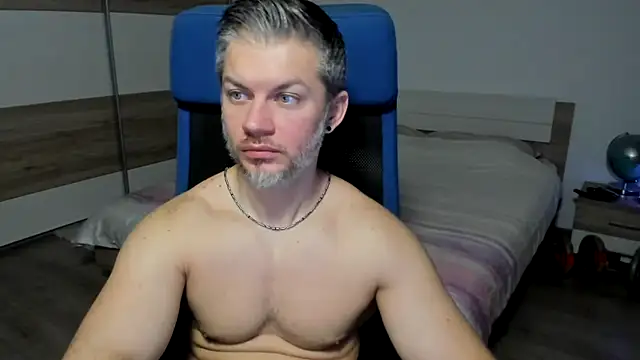 Snapshot of RobbyShawz chatting on 02/05/25, 10:30 RobbyShawz online show from 02/05/25, 10:30