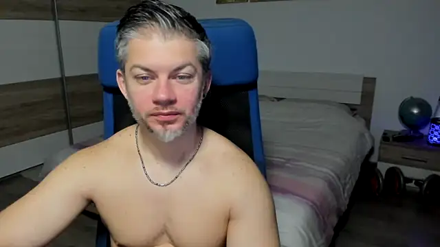 Snapshot of RobbyShawz chatting on 02/10/25, 05:25 RobbyShawz online show from 02/10/25, 05:25