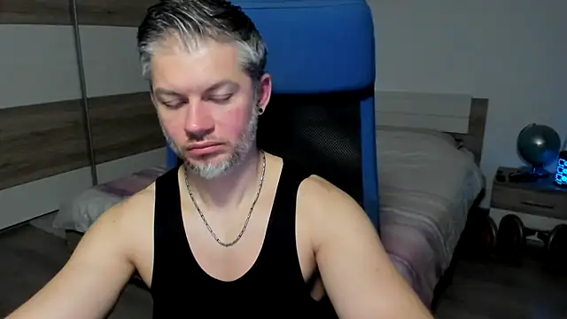 Snapshot of RobbyShawz chatting on 02/10/25, 11:36 RobbyShawz online show from 02/10/25, 11:36