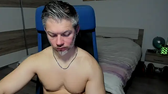 Snapshot of RobbyShawz chatting on 02/11/25, 05:47 RobbyShawz online show from 02/11/25, 05:47
