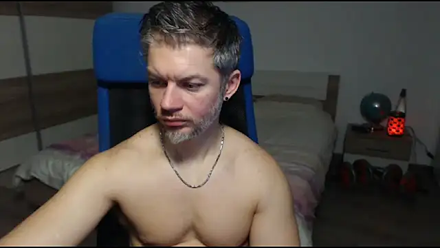 Snapshot of RobbyShawz chatting on 02/20/25, 10:48 RobbyShawz online show from 02/20/25, 10:48