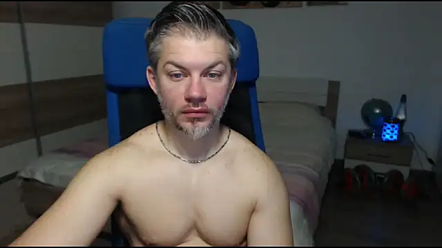 Snapshot of RobbyShawz chatting on 02/21/25, 05:56 RobbyShawz online show from 02/21/25, 05:56