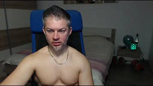 Snapshot of RobbyShawz chatting on 03/05/25, 05:40 RobbyShawz online show from 03/05/25, 05:40
