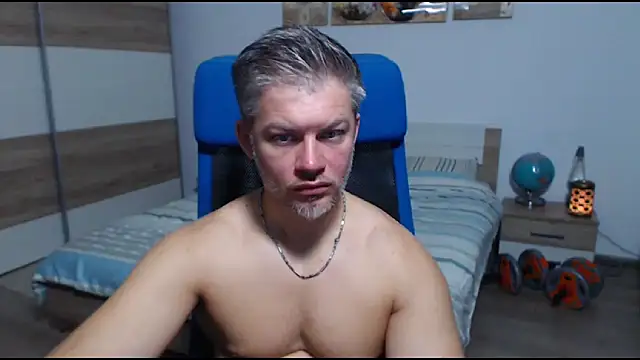 Snapshot of RobbyShawz chatting on 09/10/25, 06:13 RobbyShawz online show from 09/10/25, 06:13