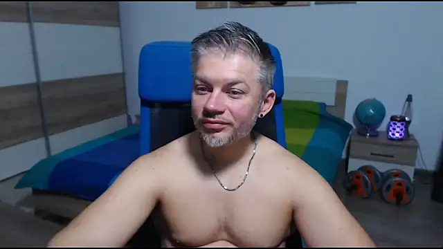 Snapshot of RobbyShawz chatting on 10/06/25, 04:21 RobbyShawz online show from 10/06/25, 04:21