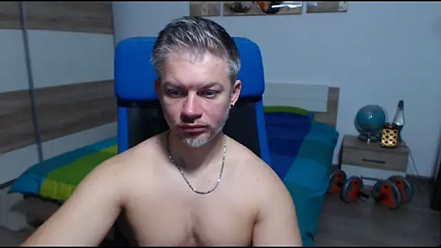 Snapshot of RobbyShawz chatting on 10/14/25, 06:25 RobbyShawz online show from 10/14/25, 06:25