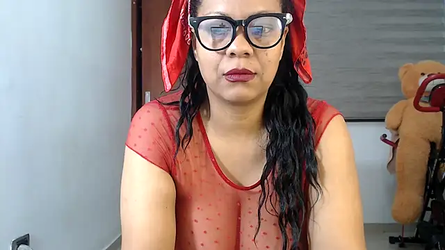 Natashariley1 online show from 04/02/26, 11:52