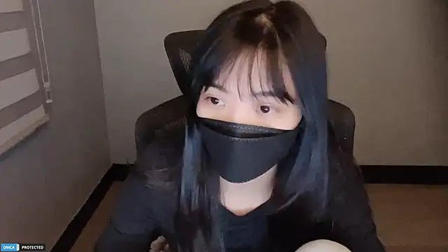 Snapshot of Ayase_momo chatting on 01/12/25, 12:07 Ayase momo online show from 01/12/25, 12:07