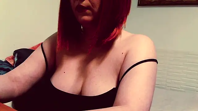 Snapshot of MashaYeah777 chatting on 11/05/25, 09:26 MashaYeah777 online show from 11/05/25, 09:26