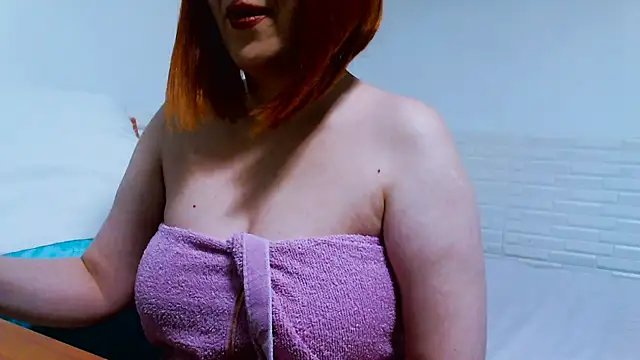 Snapshot of MashaYeah777 chatting on 11/22/25, 06:07 MashaYeah777 online show from 11/22/25, 06:07