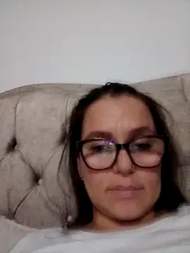 Snapshot of MariaPau_83 chatting on 10/01/25, 05:57 MariaPau 83 online show from 10/01/25, 05:57