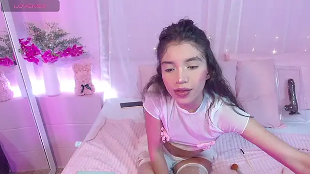 Sweetcristin online show from 07/28/26, 04:41