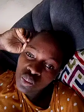 Snapshot of _cutemelania chatting on 12/29/24, 01:06 cutemelania online show from 12/29/24, 01:06