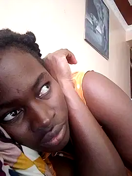 Snapshot of _cutemelania chatting on 02/02/25, 07:52 cutemelania online show from 02/02/25, 07:52