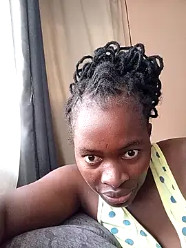 Snapshot of _cutemelania chatting on 03/13/25, 08:48 cutemelania online show from 03/13/25, 08:48