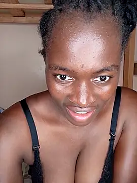 Snapshot of _cutemelania chatting on 03/17/25, 11:42 cutemelania online show from 03/17/25, 11:42