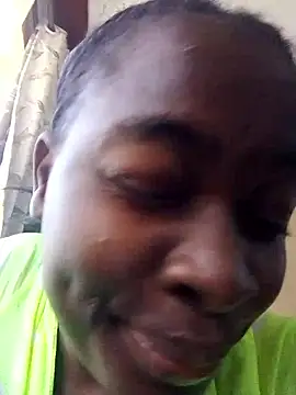 Snapshot of _cutemelania chatting on 10/12/25, 10:14 cutemelania online show from 10/12/25, 10:14