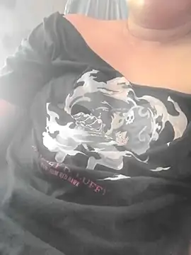 Snapshot of Ces_Jhane chatting on 07/19/26, 01:42 Ces Jhane online show from 07/19/26, 01:42