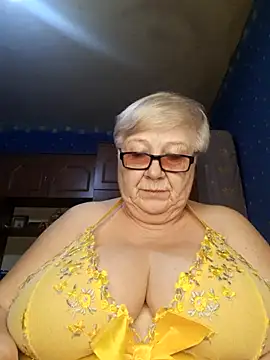 Snapshot of Lena_Gaby chatting on 03/12/25, 04:56 Lena Gaby online show from 03/12/25, 04:56