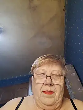 Snapshot of Lena_Gaby chatting on 10/07/25, 03:47 Lena Gaby online show from 10/07/25, 03:47