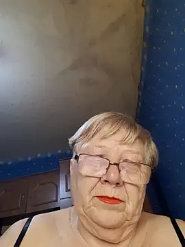 Snapshot of Lena_Gaby chatting on 10/13/25, 04:45 Lena Gaby online show from 10/13/25, 04:45