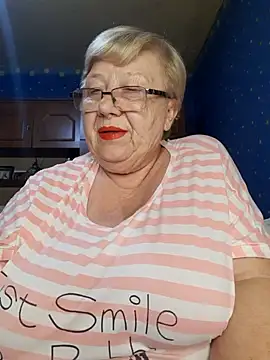 Snapshot of Lena_Gaby chatting on 10/13/25, 07:25 Lena Gaby online show from 10/13/25, 07:25