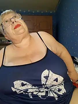 Snapshot of Lena_Gaby chatting on 10/26/25, 06:52 Lena Gaby online show from 10/26/25, 06:52