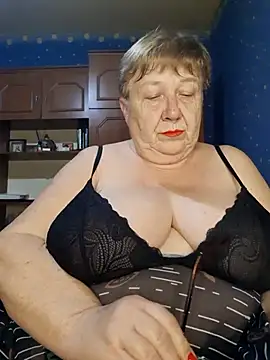 Snapshot of Lena_Gaby chatting on 11/15/25, 07:21 Lena Gaby online show from 11/15/25, 07:21