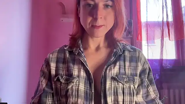 Nikky Divine online show from 10/17/25, 07:55