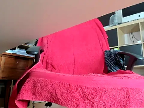 leccaleccafiga online show from 02/26/25, 08:37