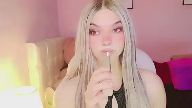 EvaEvangeline online show from 05/06/26, 08:41