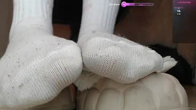 Gabi morales online show from 10/04/25, 10:52