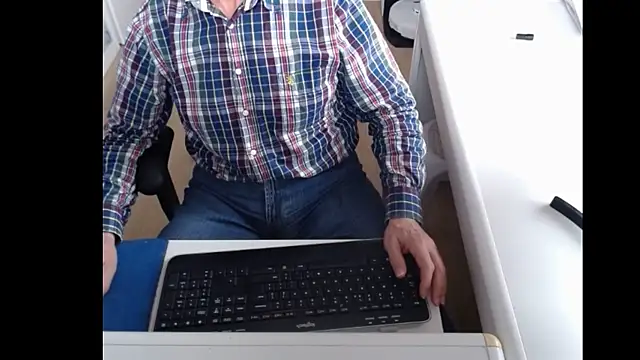 dutchpornking online show from 03/13/25, 02:23