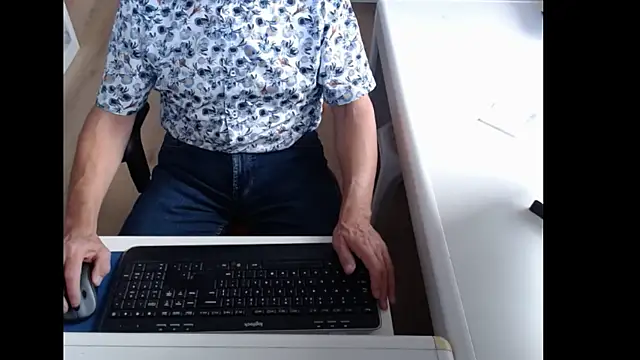 dutchpornking online show from 09/13/25, 08:58