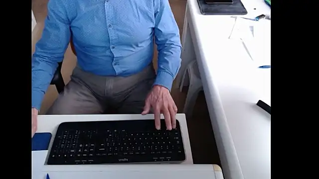 dutchpornking online show from 12/04/25, 08:34