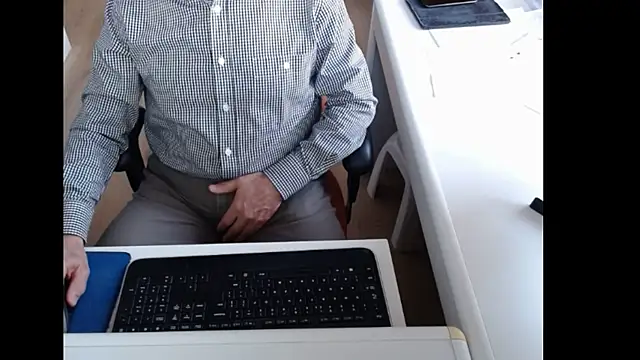 dutchpornking online show from 03/30/26, 06:14