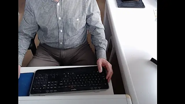 dutchpornking online show from 05/08/26, 06:08