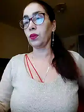 Chriss Tinaa online show from 12/24/24, 06:44