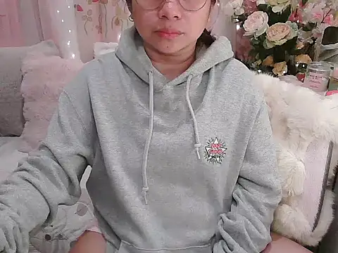 OhmyPinay online show from 06/08/26, 12:03