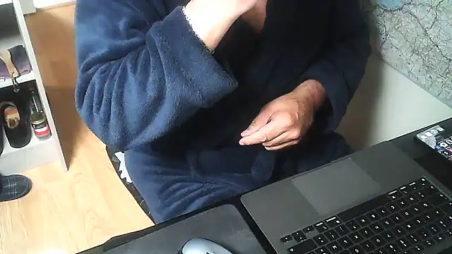 DUDURAxh online show from 11/23/25, 02:06