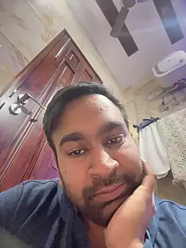 Snapshot of luciferdxm5 chatting on 02/20/25, 03:41 luciferdxm5 online show from 02/20/25, 03:41