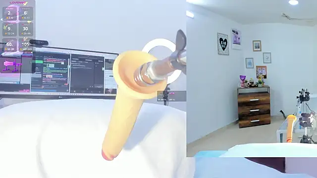 sofi velez online show from 10/08/25, 05:10