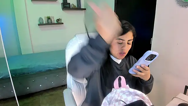 Catalinaa martinez online show from 12/06/24, 08:51