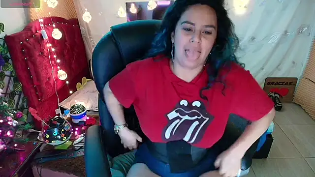 Snapshot of elektra_32 chatting on 12/23/24, 06:22 elektra 32 online show from 12/23/24, 06:22