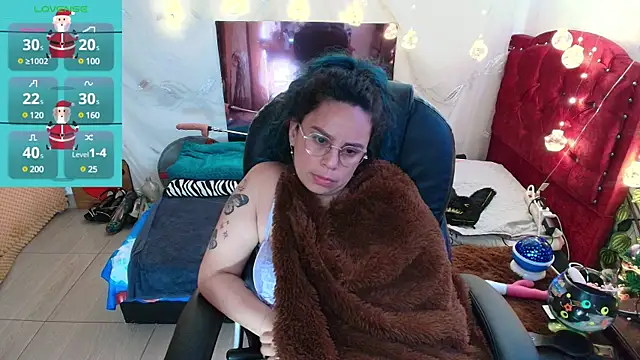 Snapshot of elektra_32 chatting on 12/27/24, 07:40 elektra 32 online show from 12/27/24, 07:40