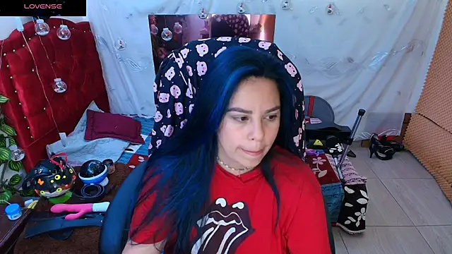 Snapshot of elektra_32 chatting on 01/19/25, 09:11 elektra 32 online show from 01/19/25, 09:11