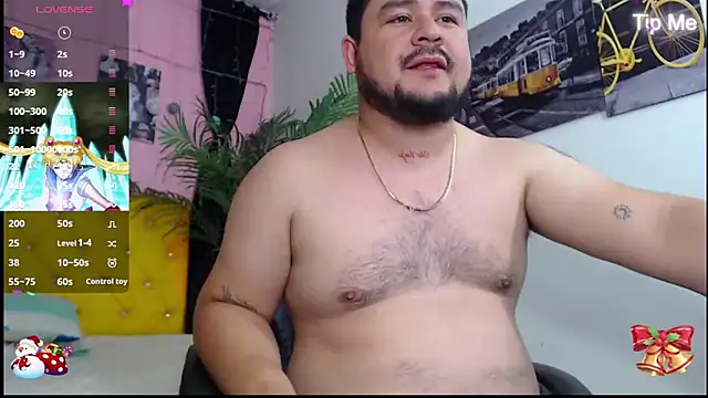 Snapshot of oso_dirty_ chatting on 12/07/24, 05:42 oso dirty online show from 12/07/24, 05:42