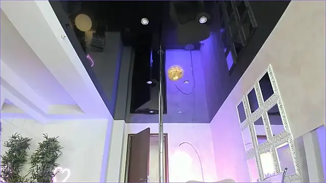 Snapshot of LisaAkira chatting on 11/13/25, 07:29 LisaAkira online show from 11/13/25, 07:29